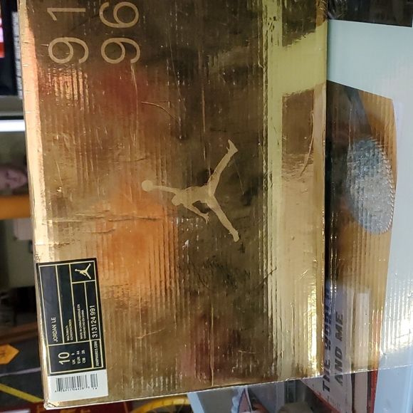 Jordan Le.  GOLD collection main image 6